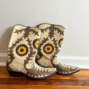 Crazy Horse Cowboy Boots - Sunflower